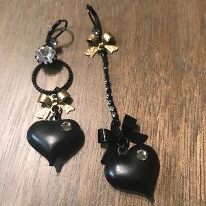 Mismatched Bow and Crystal Heart